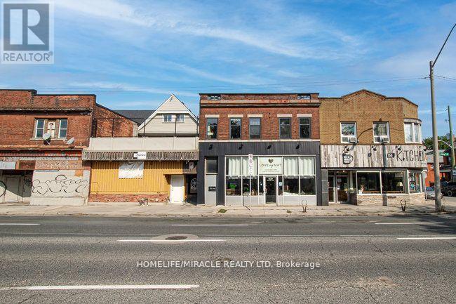 807-809 King Street E Property Photo 1