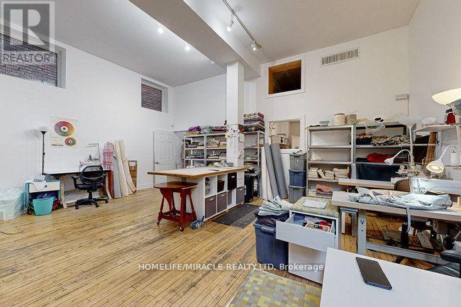 807-809 King Street E Property Photo 12