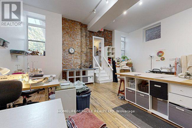 807-809 King Street E Property Photo 13