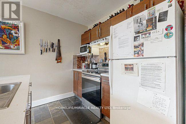807-809 King Street E Property Photo 28