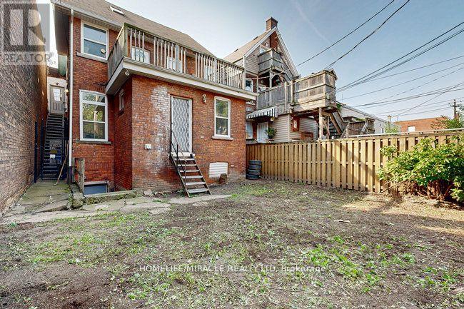 807-809 King Street E Property Photo 40
