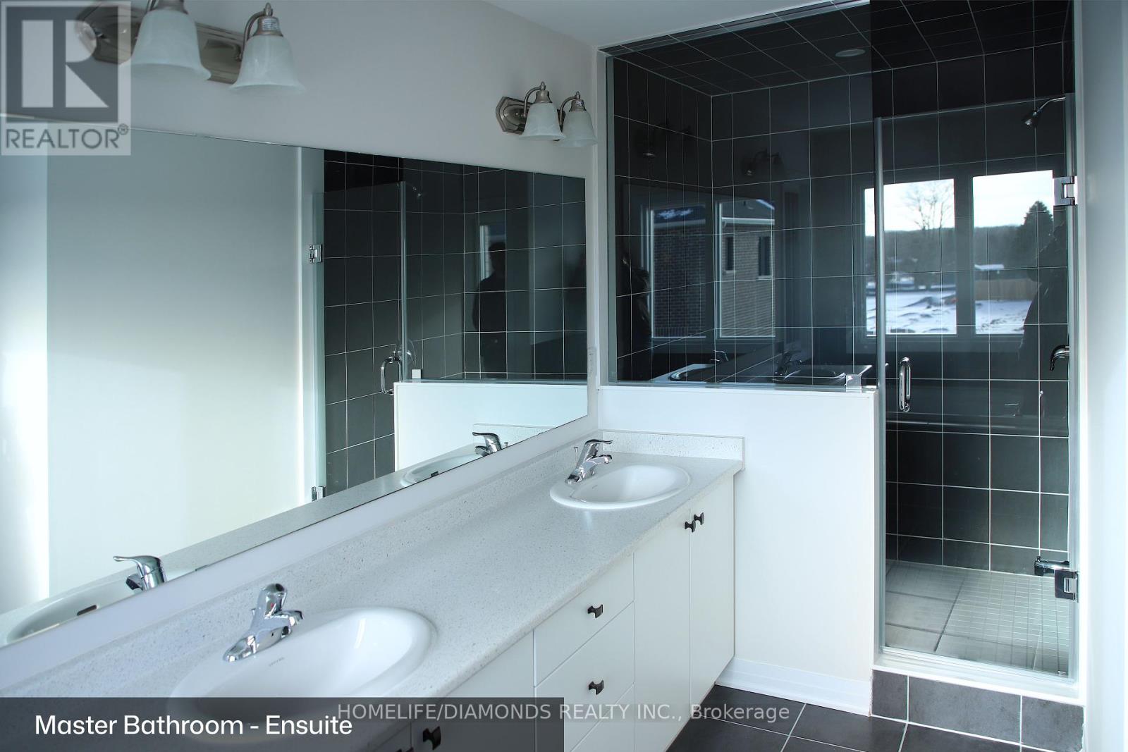 33 Gibson Drive Property Photo 14