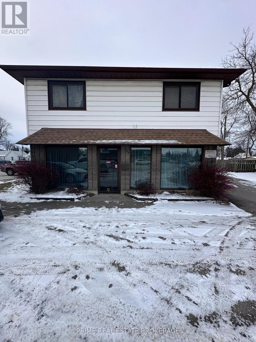 254 Main Street W Property Photo 1