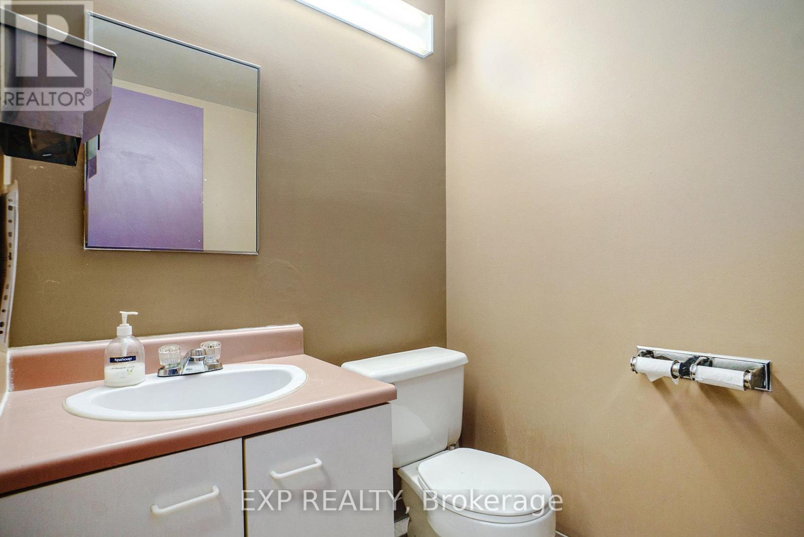 4 & 5 - 1488 Stittsville Main Street Property Photo 5