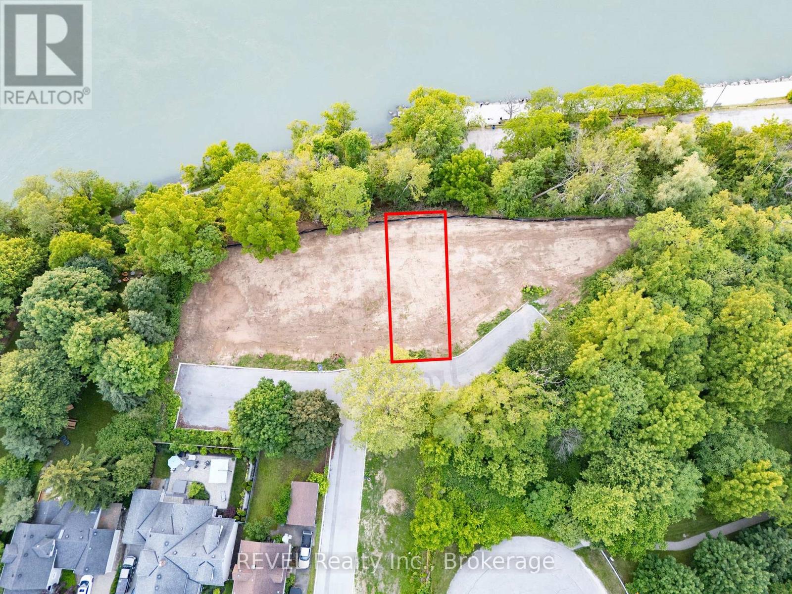 4 - 23 Michigan Avenue Property Photo 5