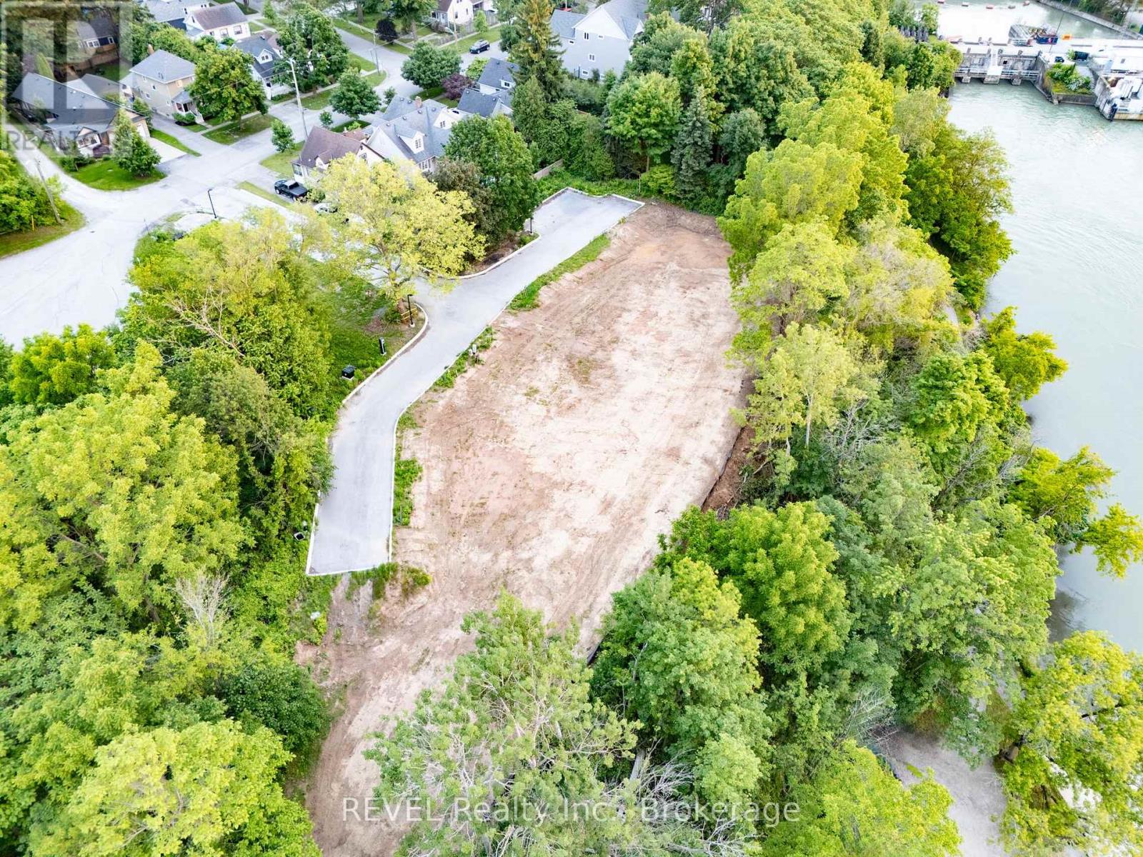4 - 23 Michigan Avenue Property Photo 13