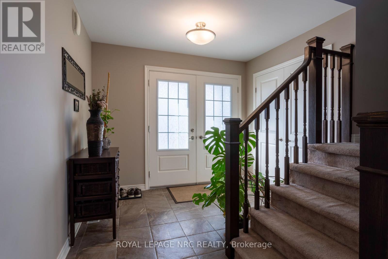 179 Classic Avenue Property Photo 3