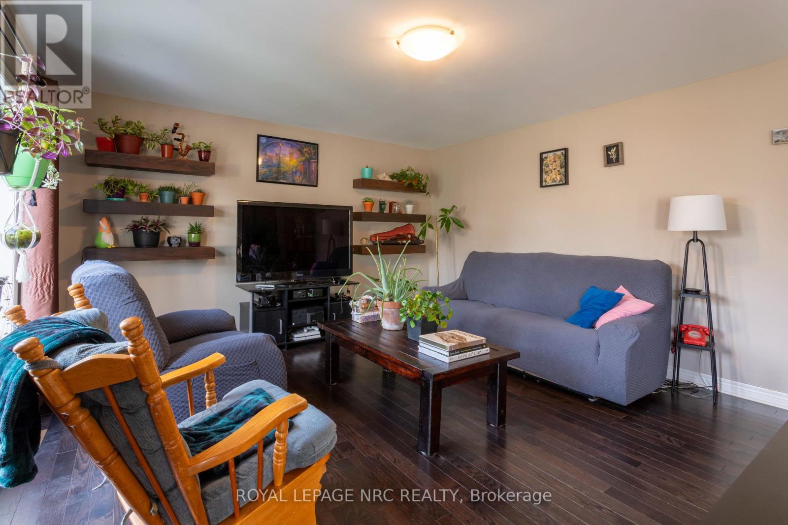 179 Classic Avenue Property Photo 10