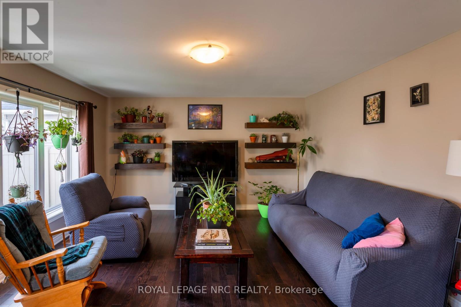 179 Classic Avenue Property Photo 13