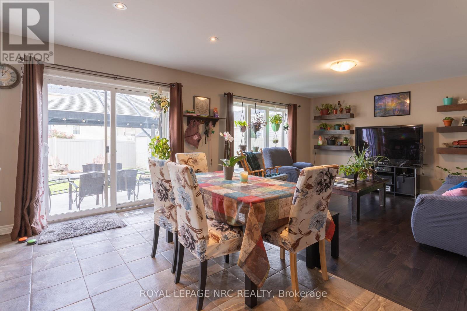 179 Classic Avenue Property Photo 16