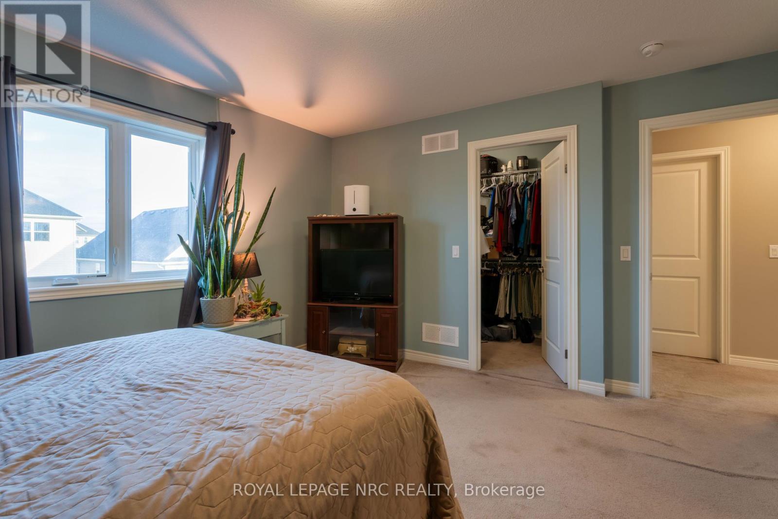 179 Classic Avenue Property Photo 23