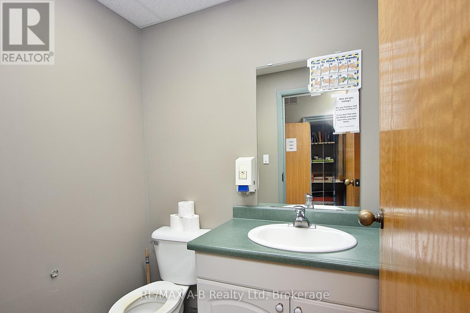 140 Foundry Street Property Photo 28