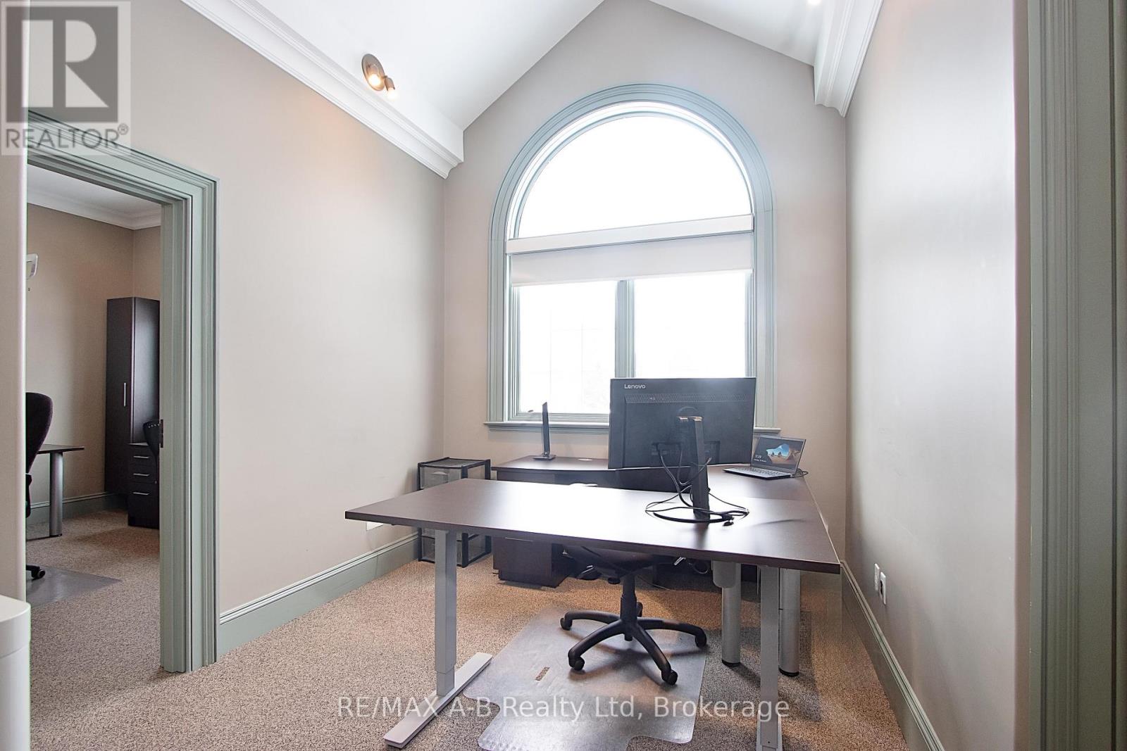 140 Foundry Street Property Photo 34