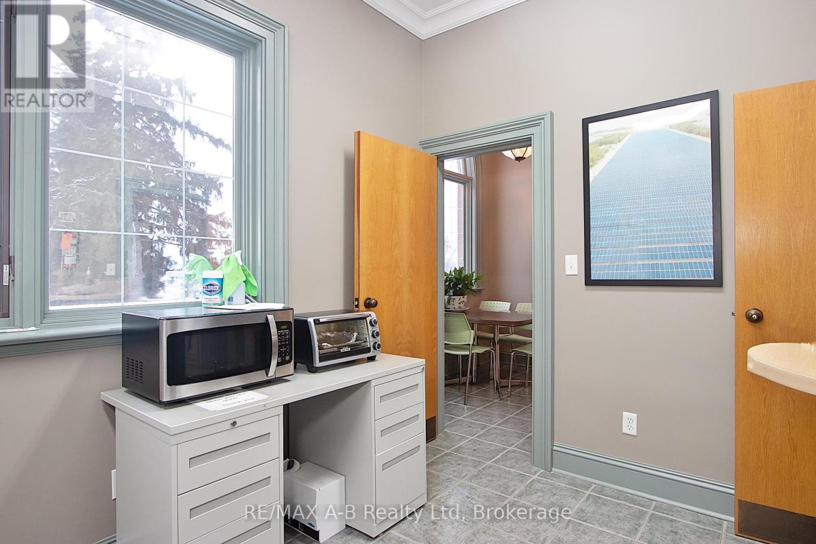 140 Foundry Street Property Photo 39