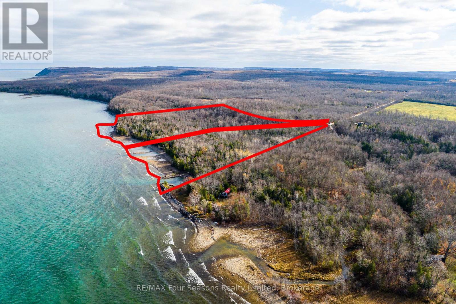 423003 Harbour Road Property Photo 4
