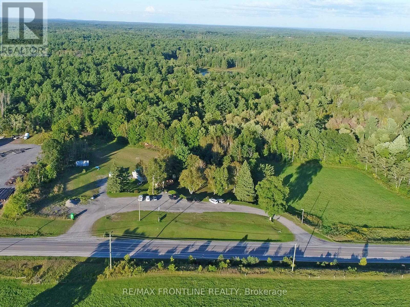 7896 Hwy 37 Road Property Photo 2