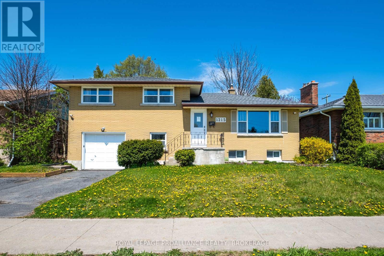 1215 Johnson Street Property Photo 1