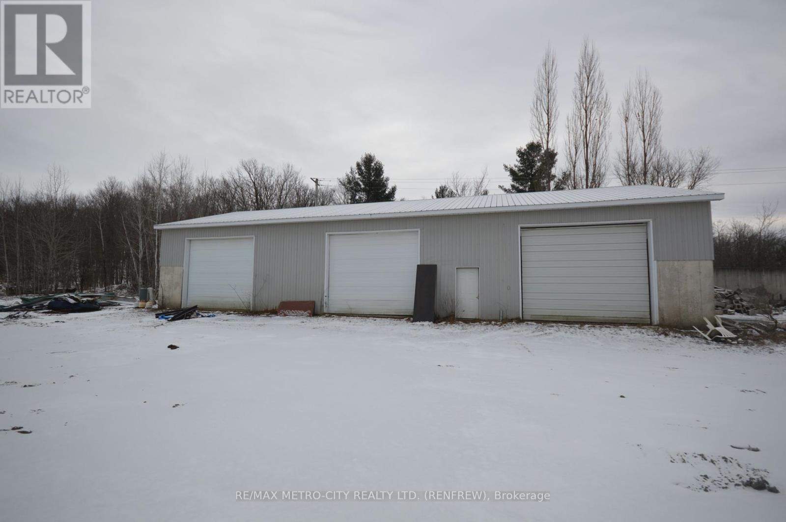 997 Gillan Road Property Photo 13