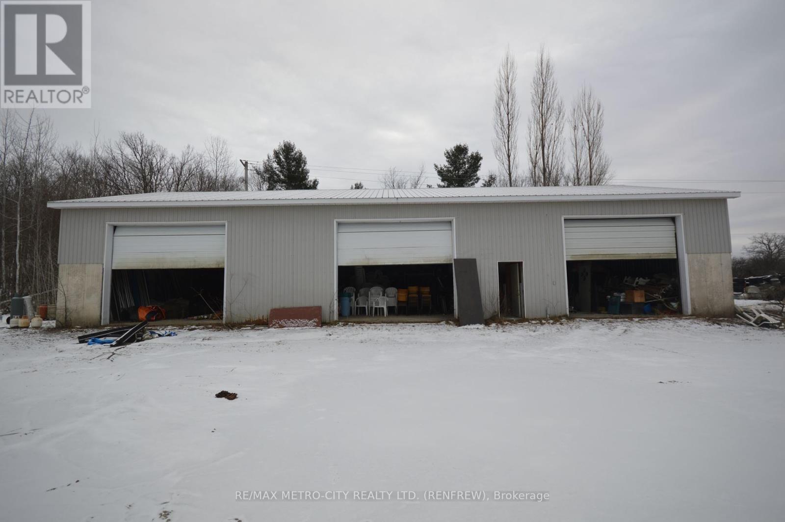 997 Gillan Road Property Photo 14