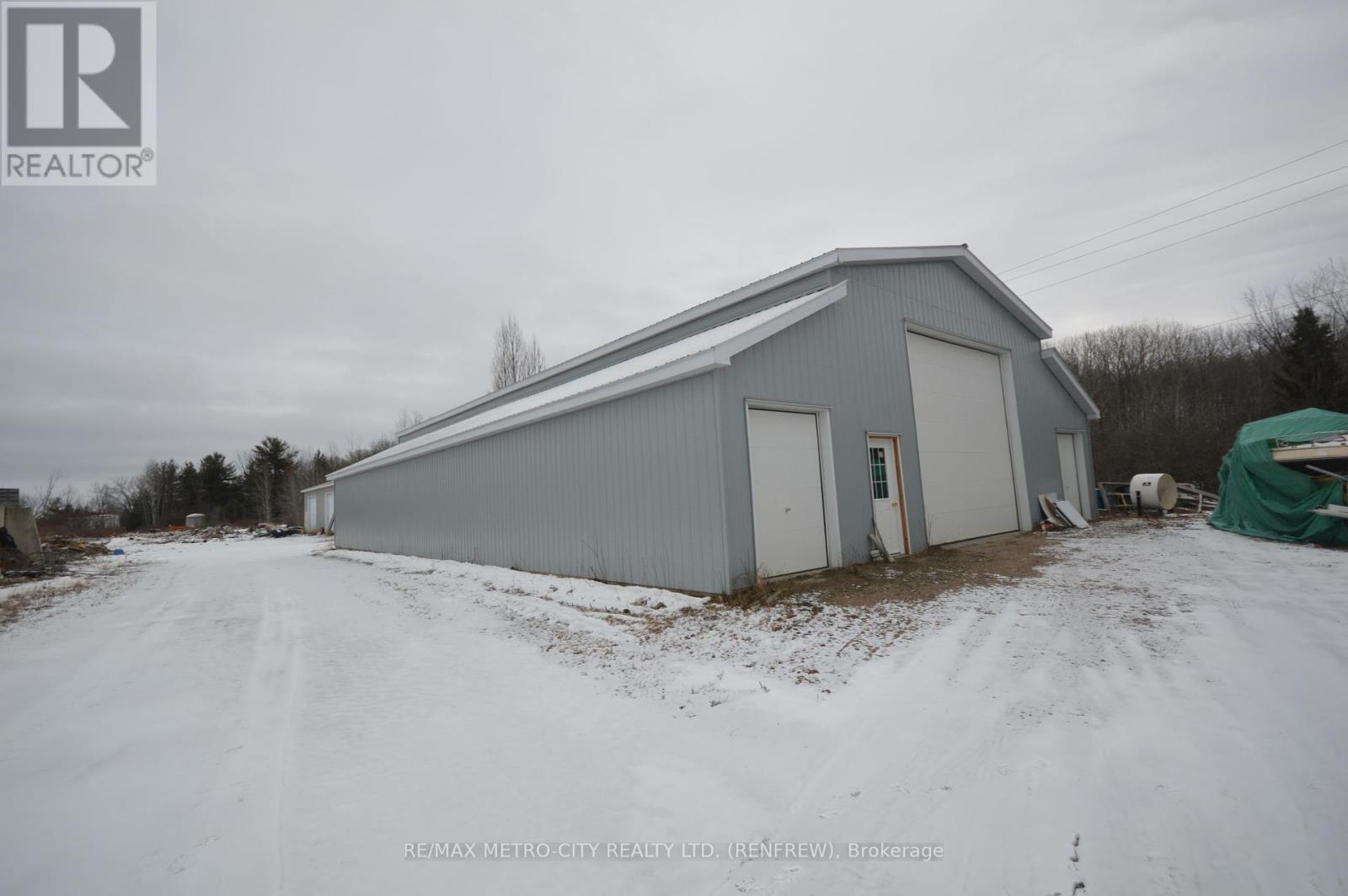 997 Gillan Road Property Photo 17