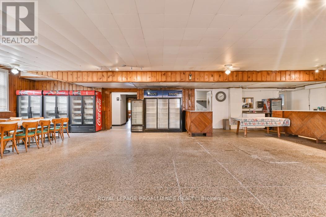 108773 Highway 7 Property Photo 4