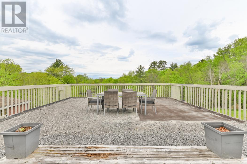 108773 Highway 7 Property Photo 30