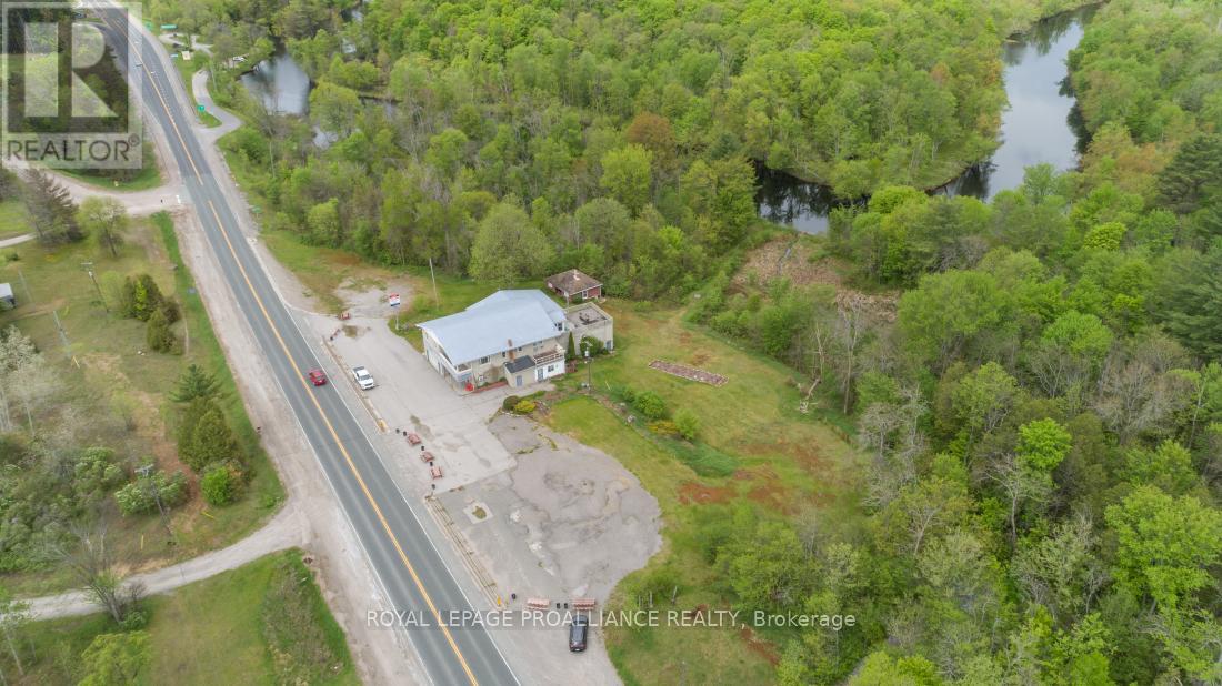108773 Highway 7 Property Photo 38