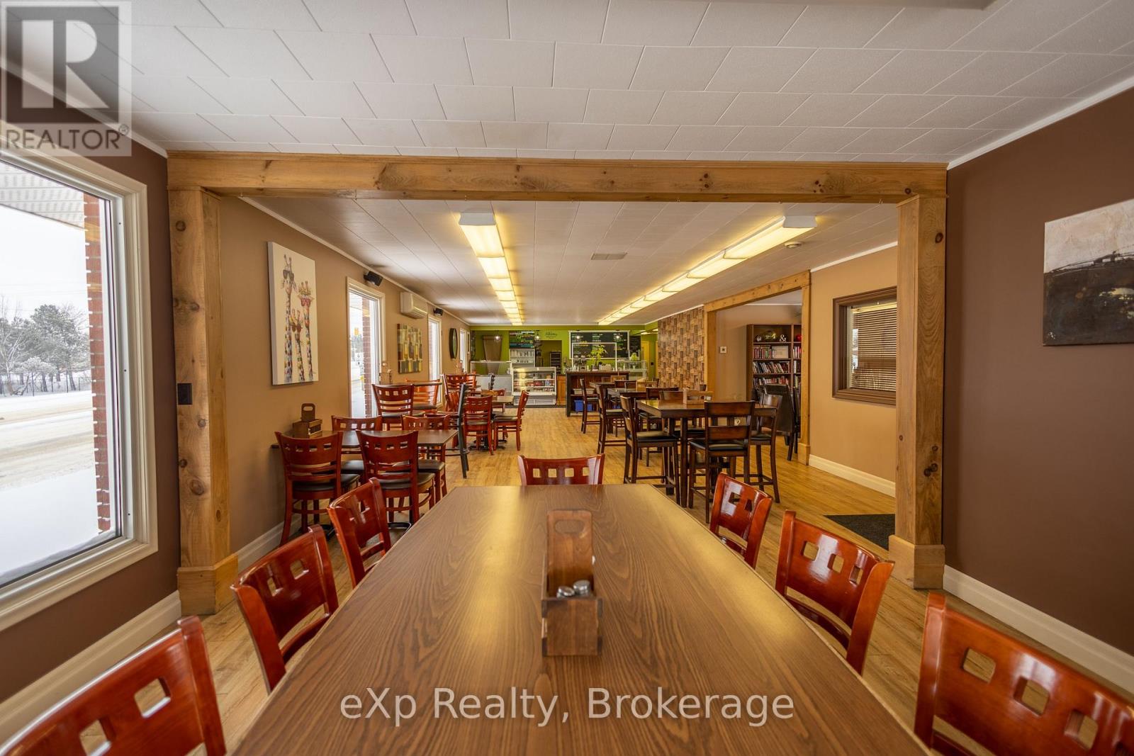 1319 Yonge Street S Property Photo 18