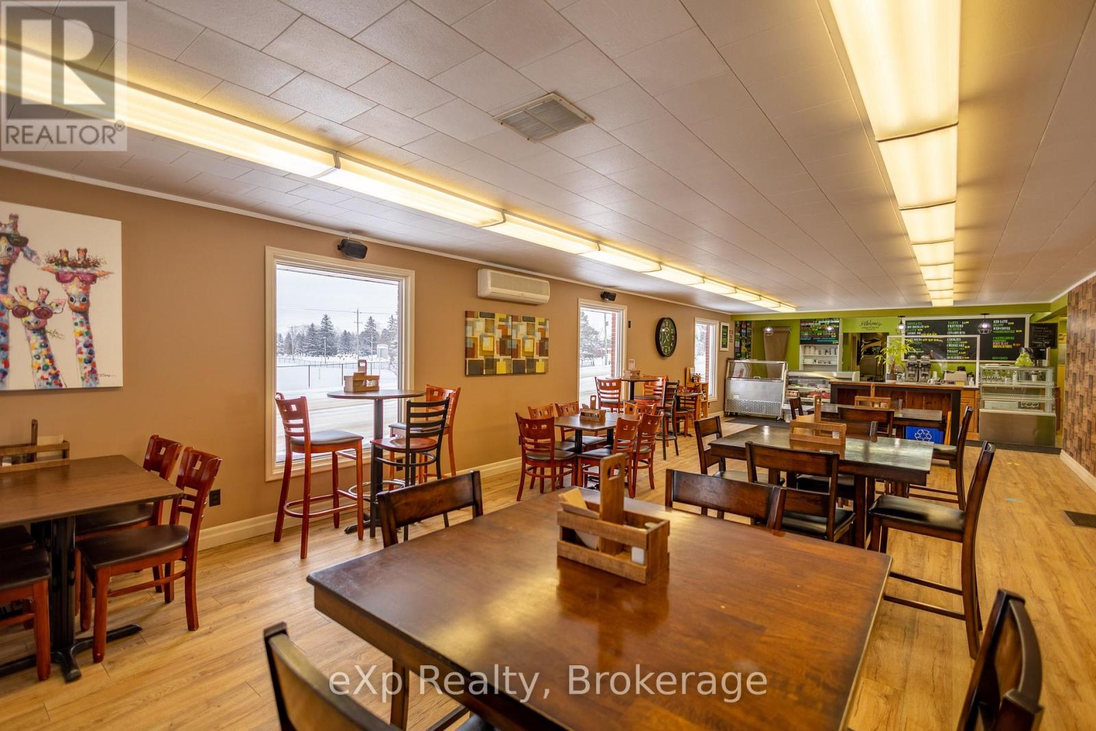 1319 Yonge Street S Property Photo 19
