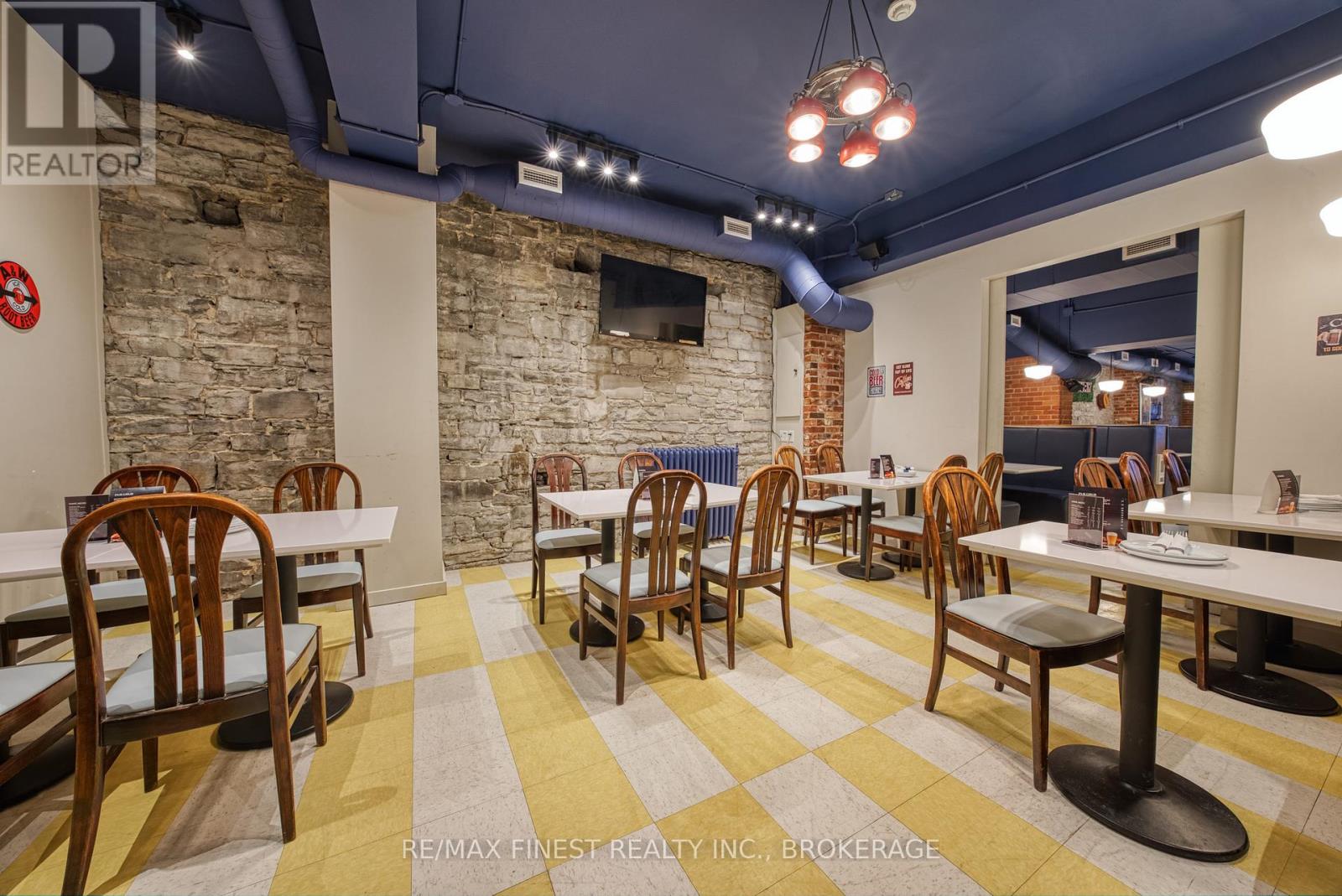 125 Brock Street Property Photo 16