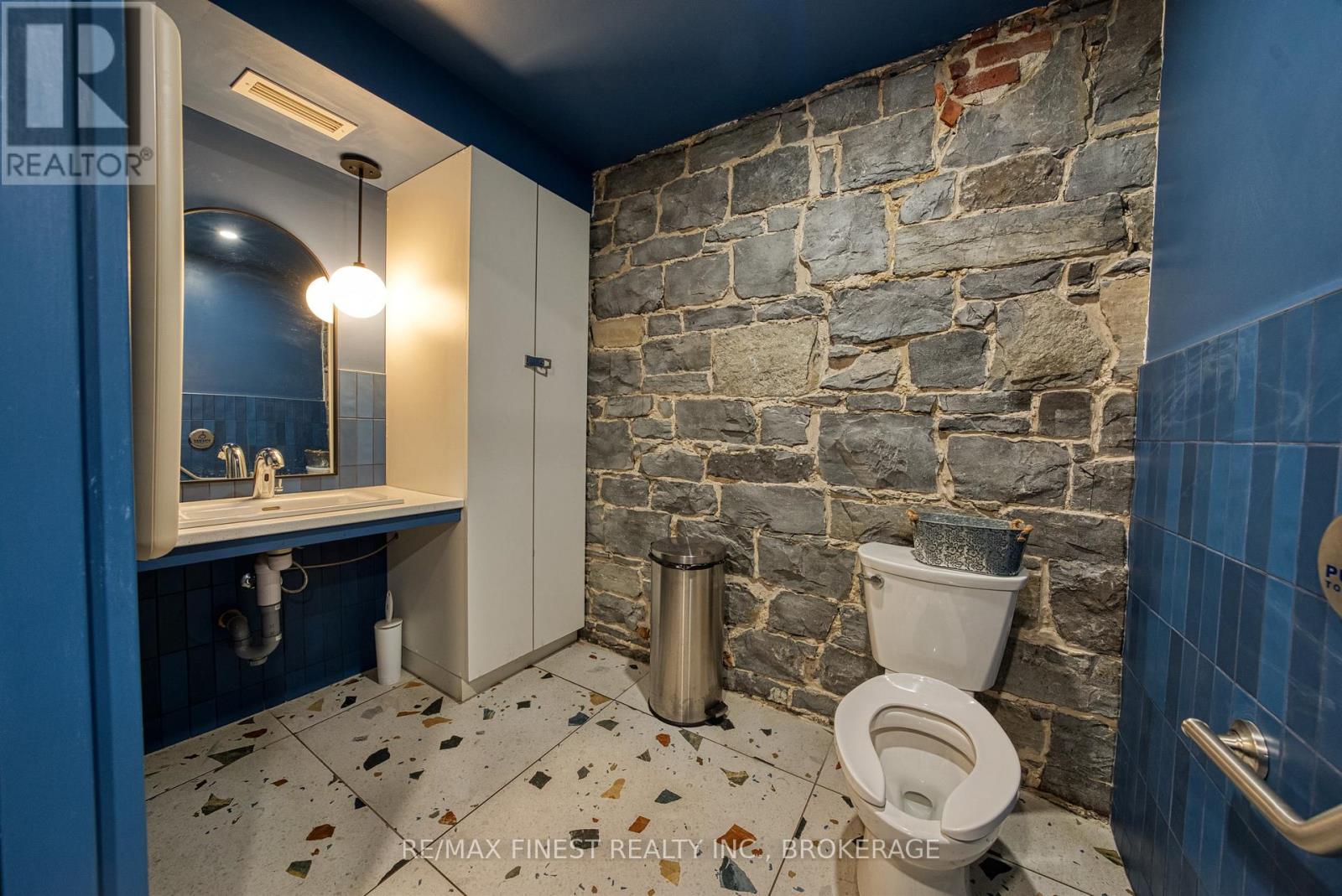 125 Brock Street Property Photo 26