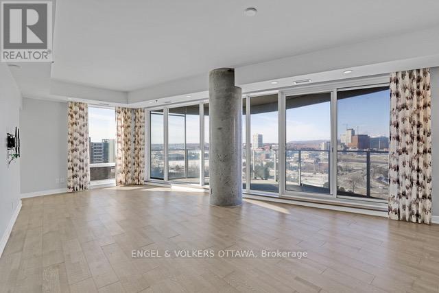 706 - 428 Sparks Street W Property Photo 4