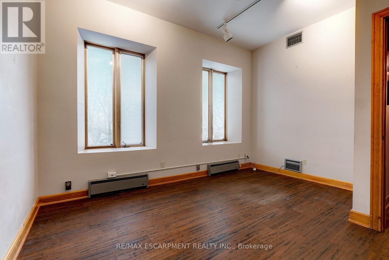 2 - 13-15 Bold Street Property Photo 33