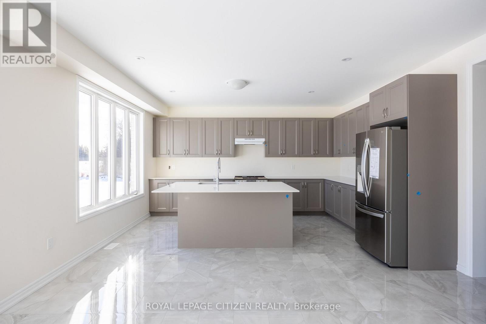 96 Golden Meadows Drive Property Photo 11