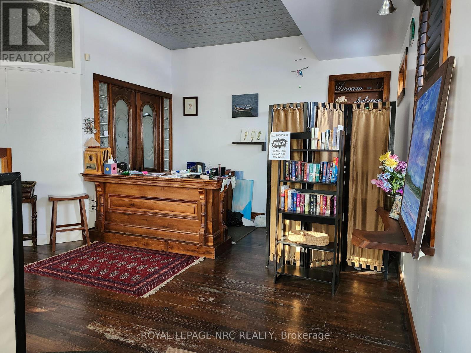 1 Clarence Street Property Photo 11