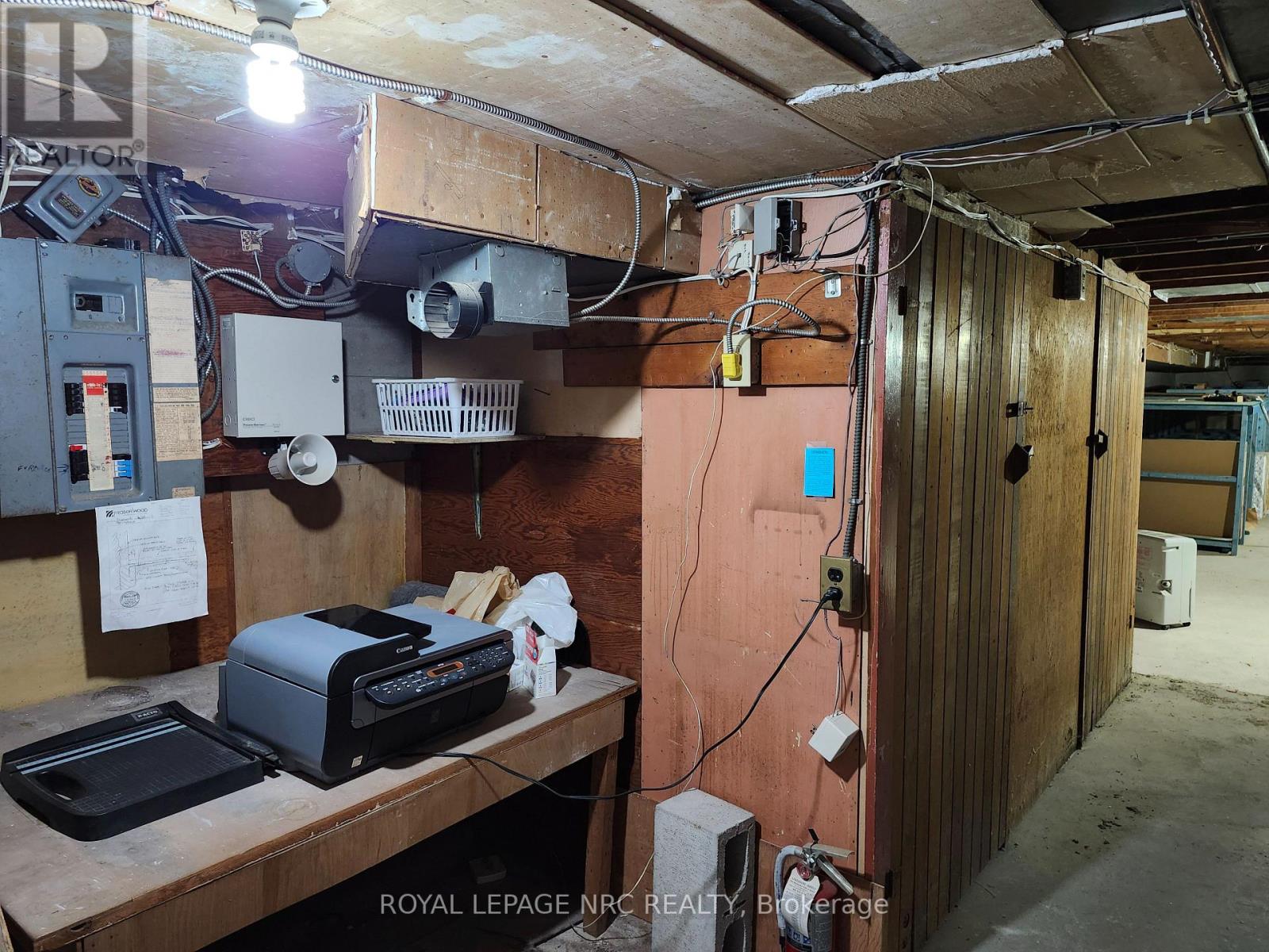 1 Clarence Street Property Photo 26
