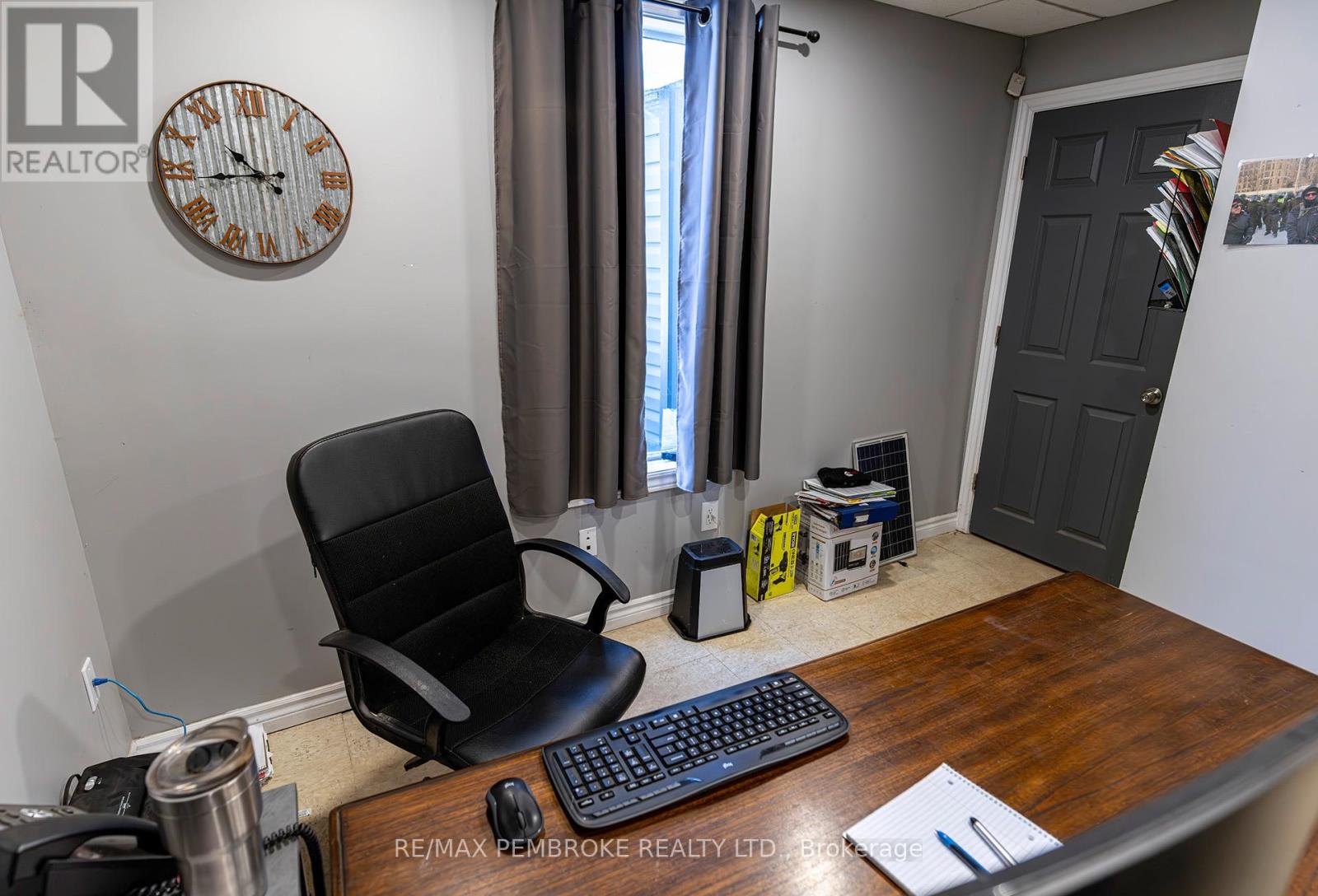 2551 Petawawa Boulevard Property Photo 8