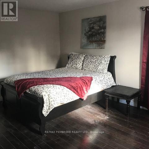 2551 Petawawa Boulevard Property Photo 31