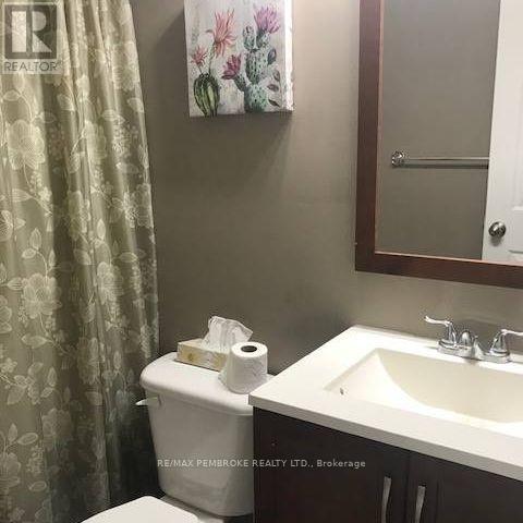 2551 Petawawa Boulevard Property Photo 35