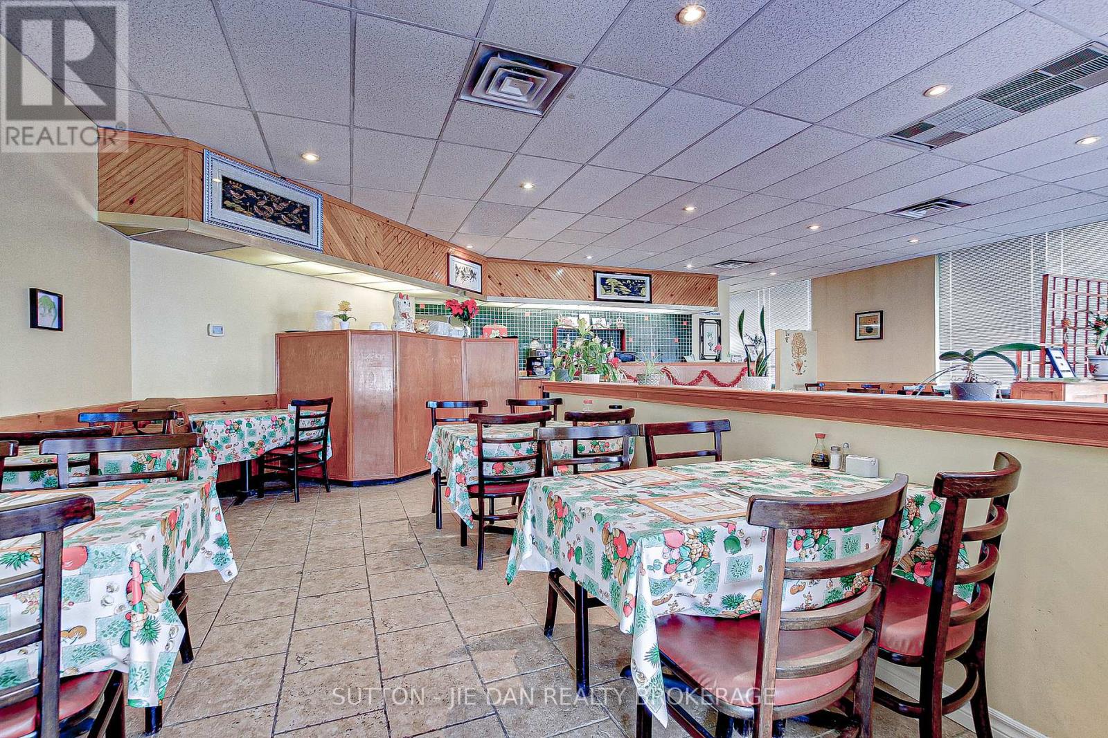 D - 99 Thames Street Property Photo 4
