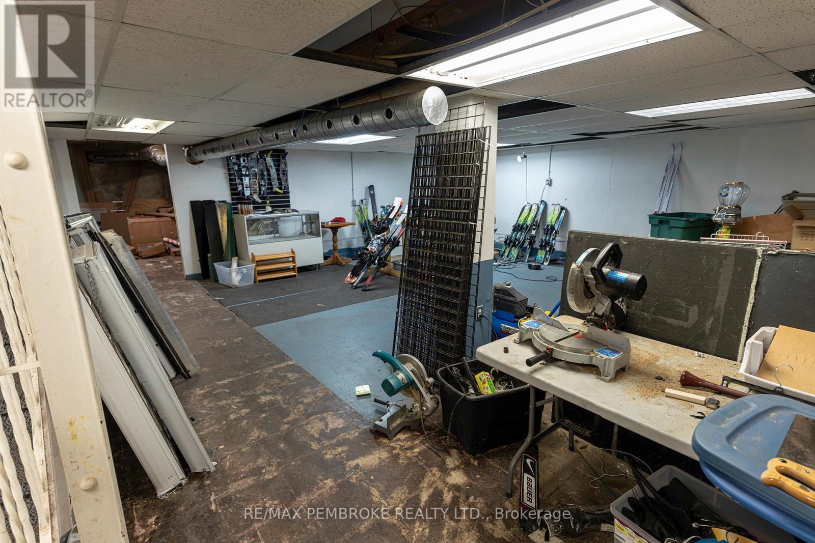 45 Pembroke Street W Property Photo 15