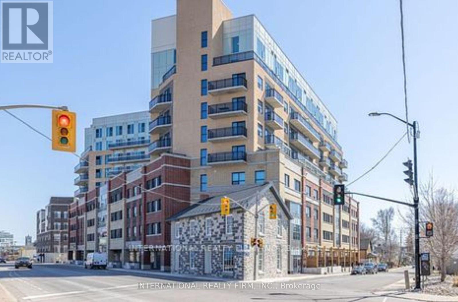425 - 652 PRINCESS STREET Property Photo 1