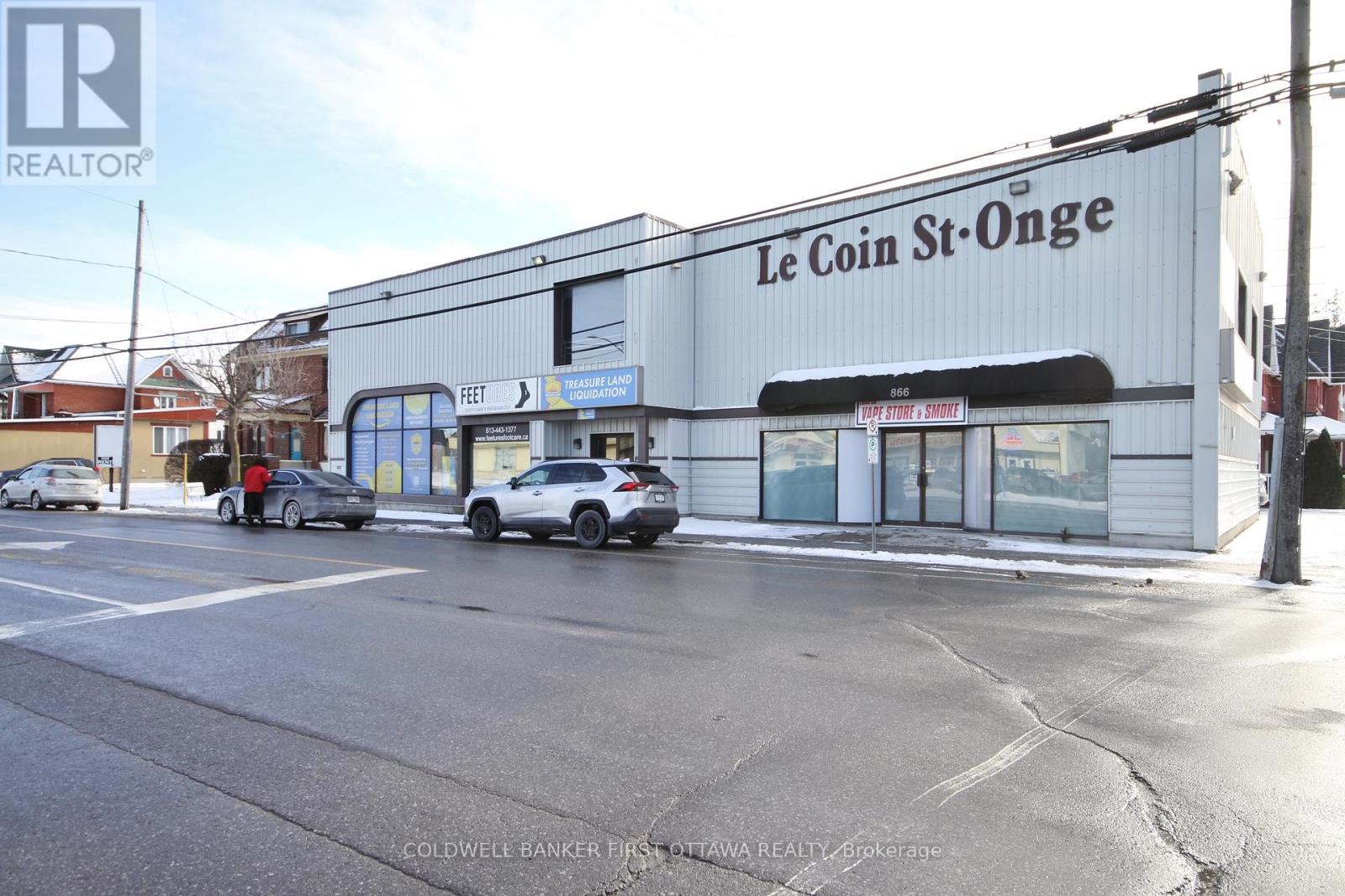 866 Notre Dame Street Property Photo 2