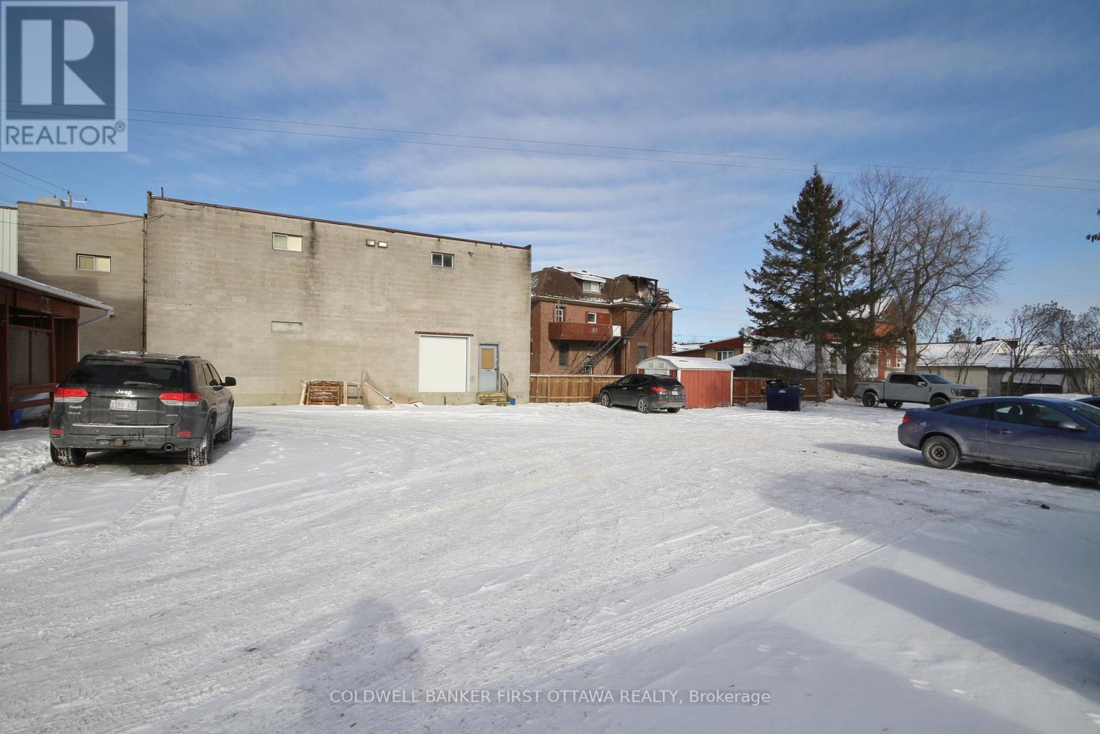 866 Notre Dame Street Property Photo 17