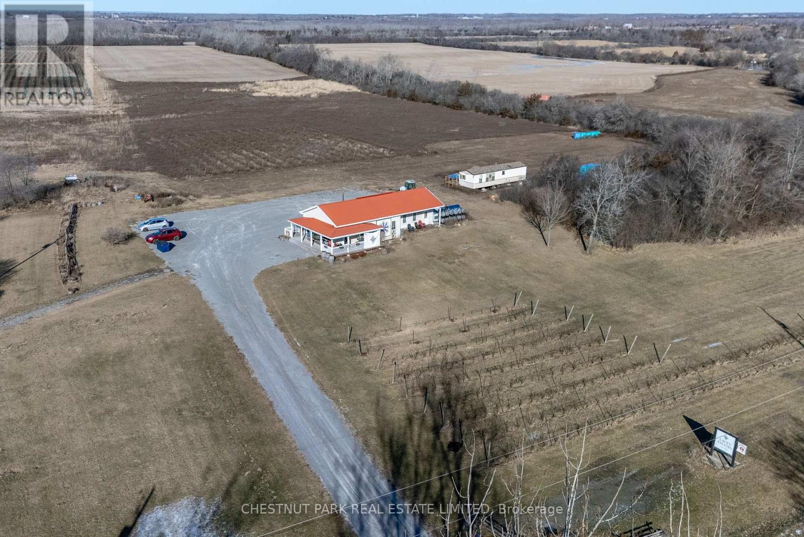 804 Closson Road Property Photo 3