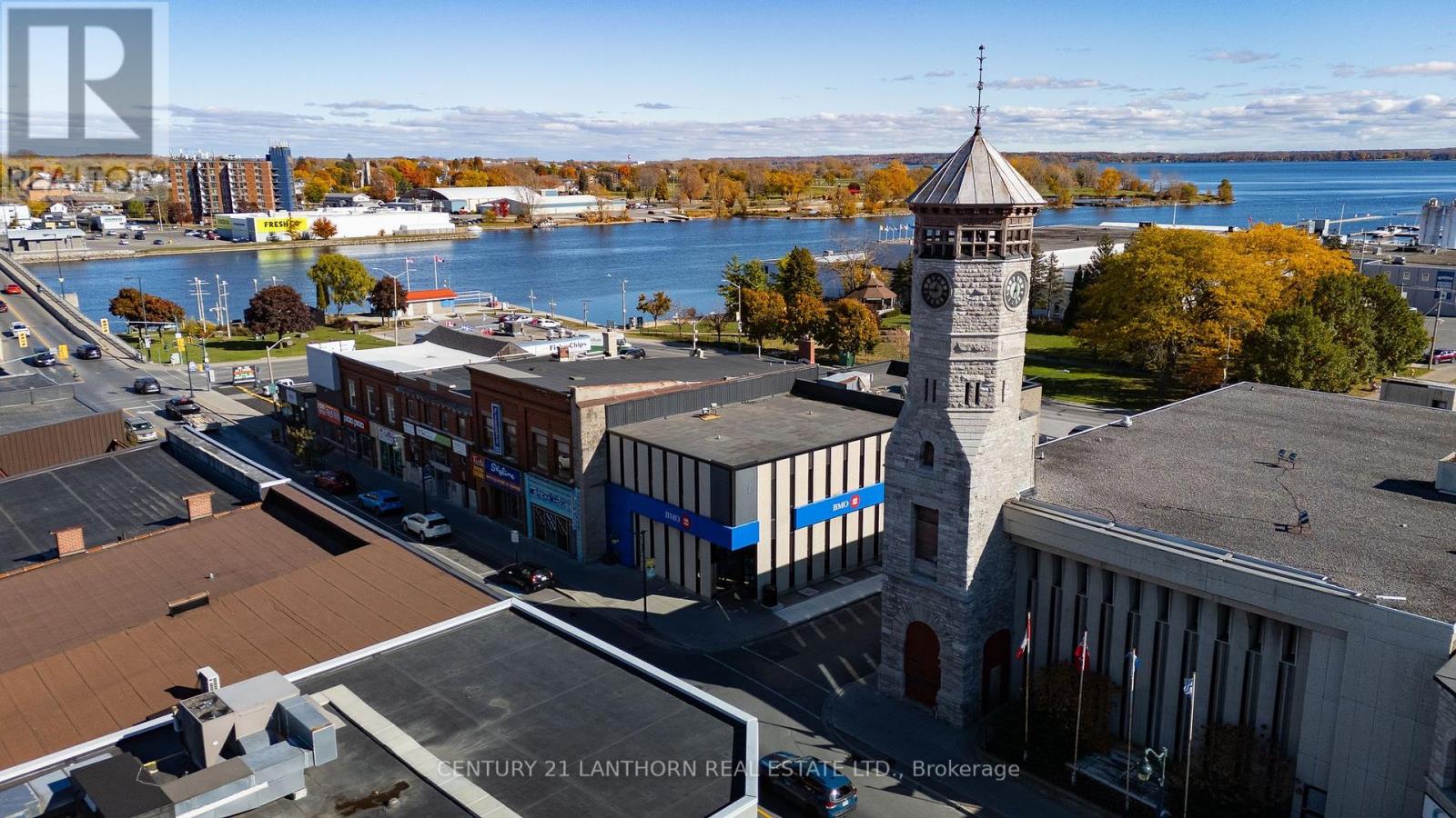 55 Dundas Street W Property Photo 4