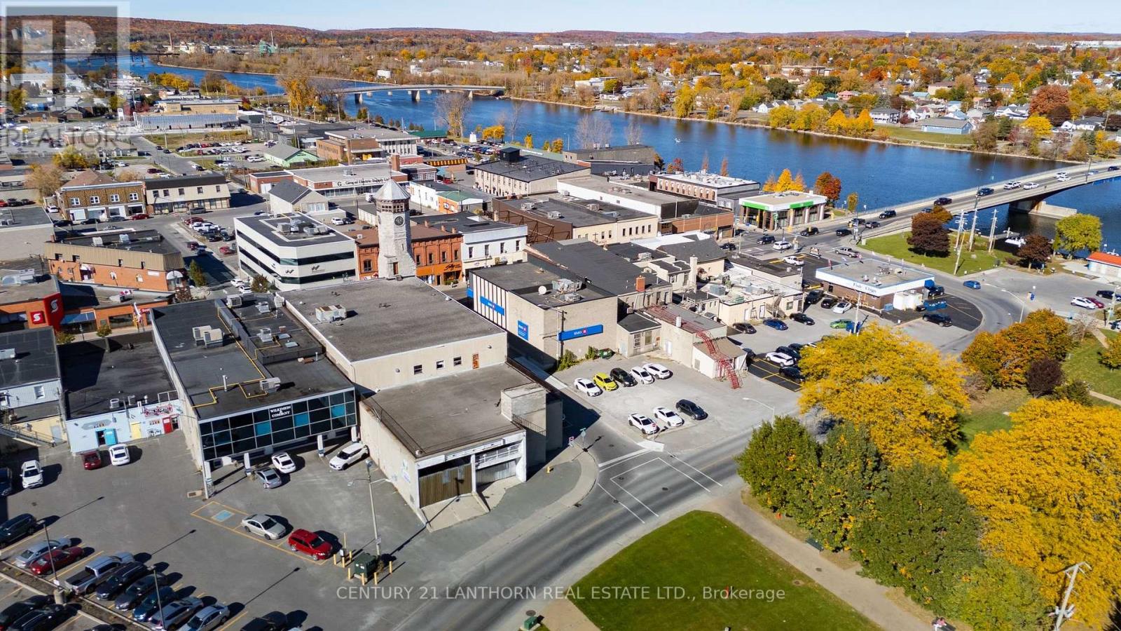 55 Dundas Street W Property Photo 27