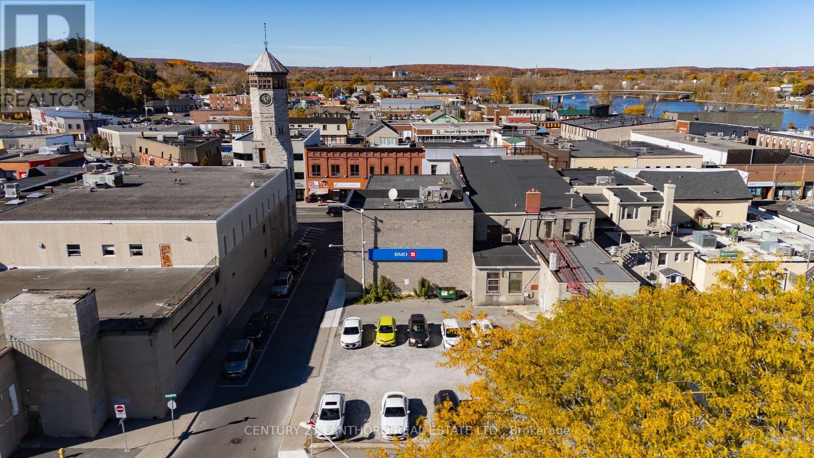 55 Dundas Street W Property Photo 30