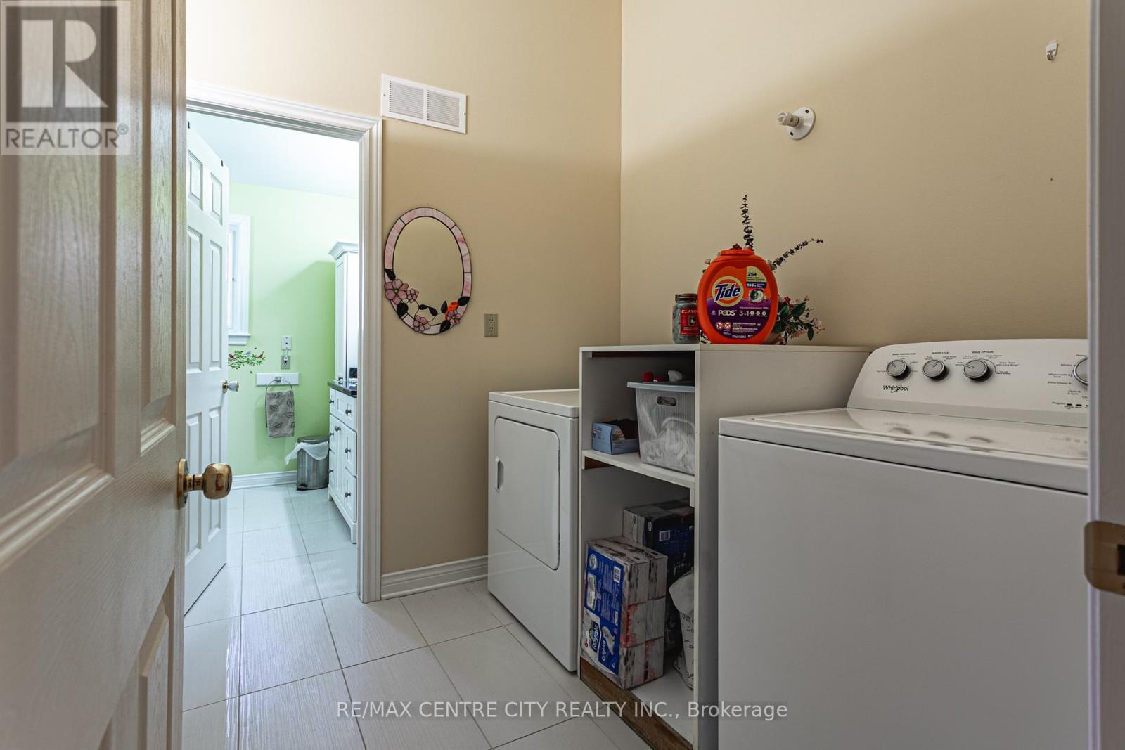 15260 Furnival Road Property Photo 17