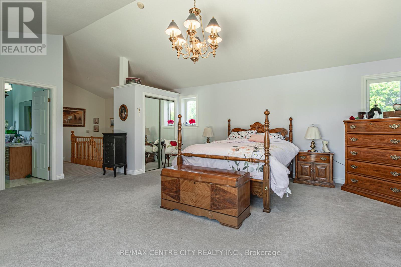 15260 Furnival Road Property Photo 21
